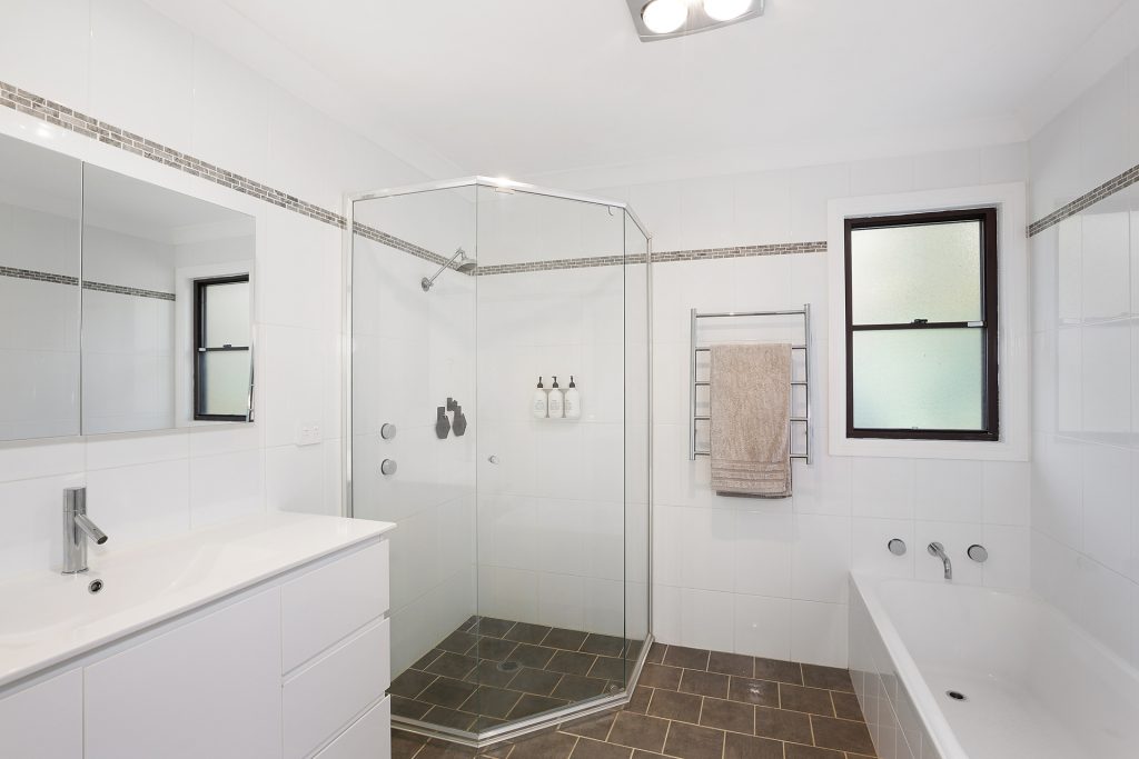 5 Burria Place, Winmalee NSW 2777 — photo 7