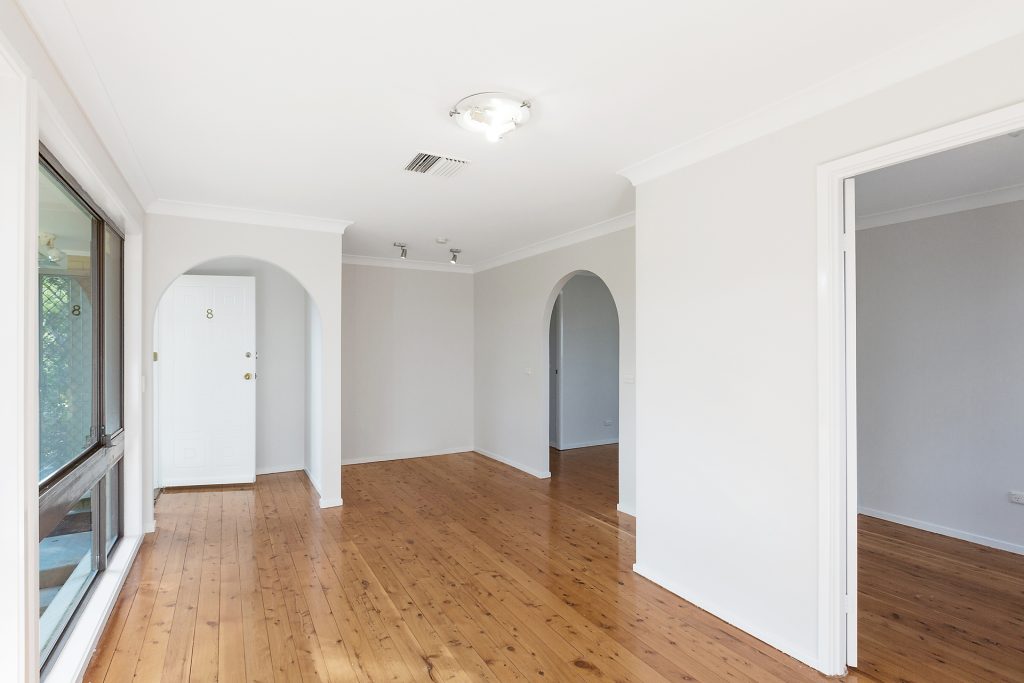 8 Tall Timbers Road, Winmalee NSW 2777 — photo 2