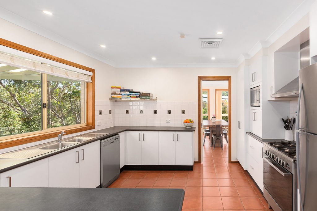 4 Argyll Road, Winmalee NSW 2777 — photo 9