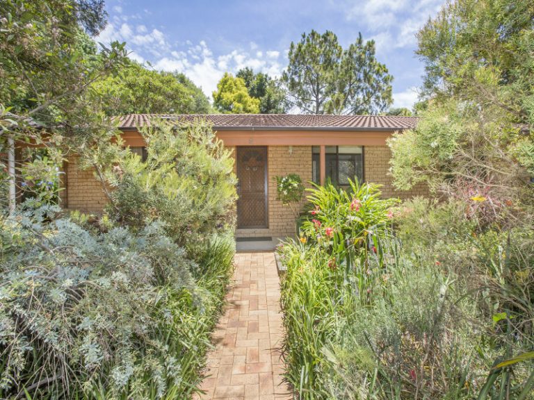9 Murphy Street, Blaxland NSW 2774