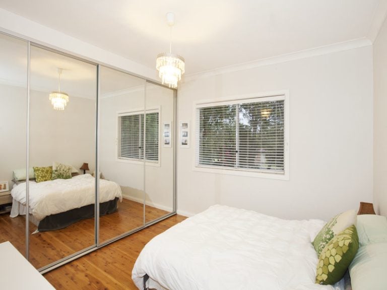23 Lucinda Avenue, Springwood NSW 2777 — photo 5