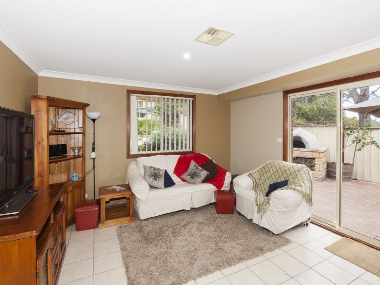 4 Roberts Parade, Hawkesbury Heights NSW 2777 — photo 5