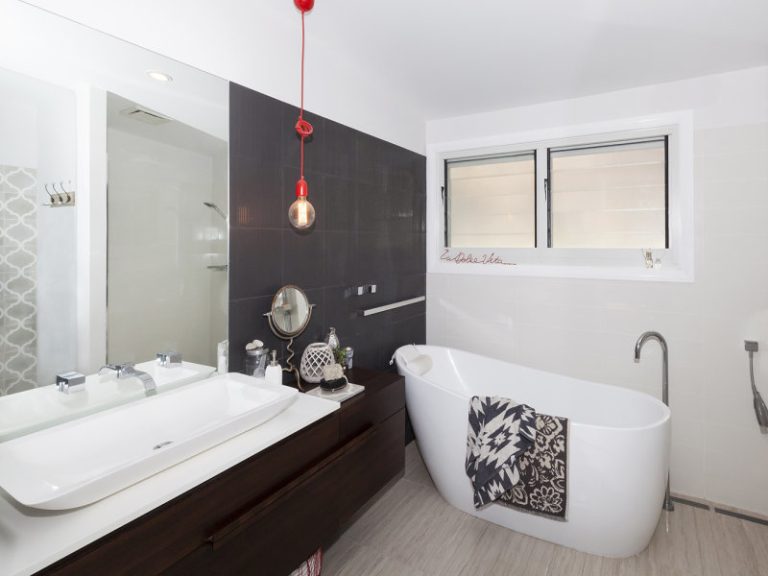 16 The Boulevarde, Warrimoo NSW 2774 — photo 4