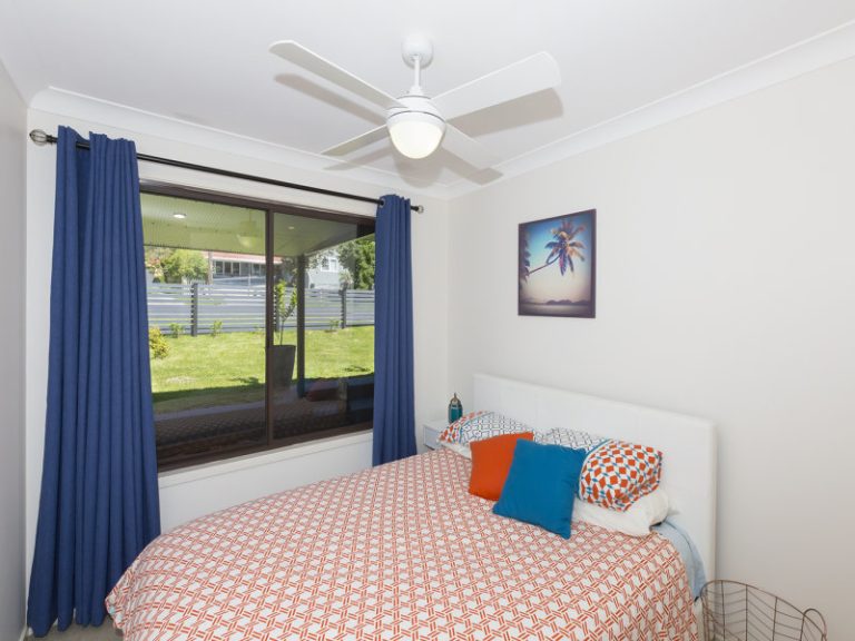 44 Russell Avenue, Valley Heights NSW 2777 — photo 7