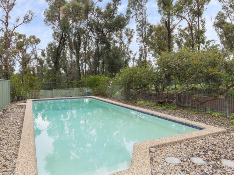 77 Buena Vista Road, Winmalee NSW 2777 — photo 9