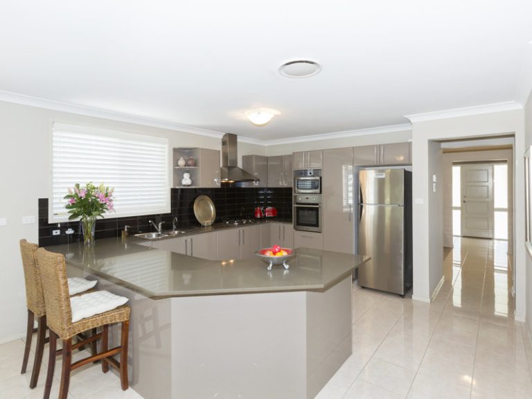 6 Victoria Street, Warrimoo NSW 2774 — photo 4
