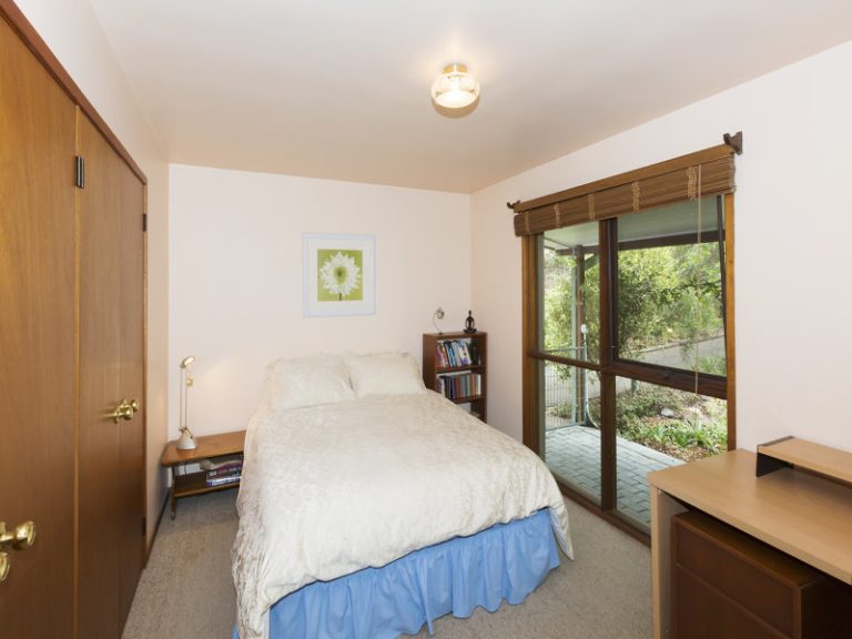 46 Davies Avenue, Springwood NSW 2777 — photo 7