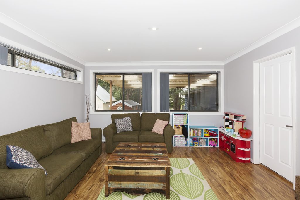 5 Rickard Road, Warrimoo NSW 2774 — photo 3