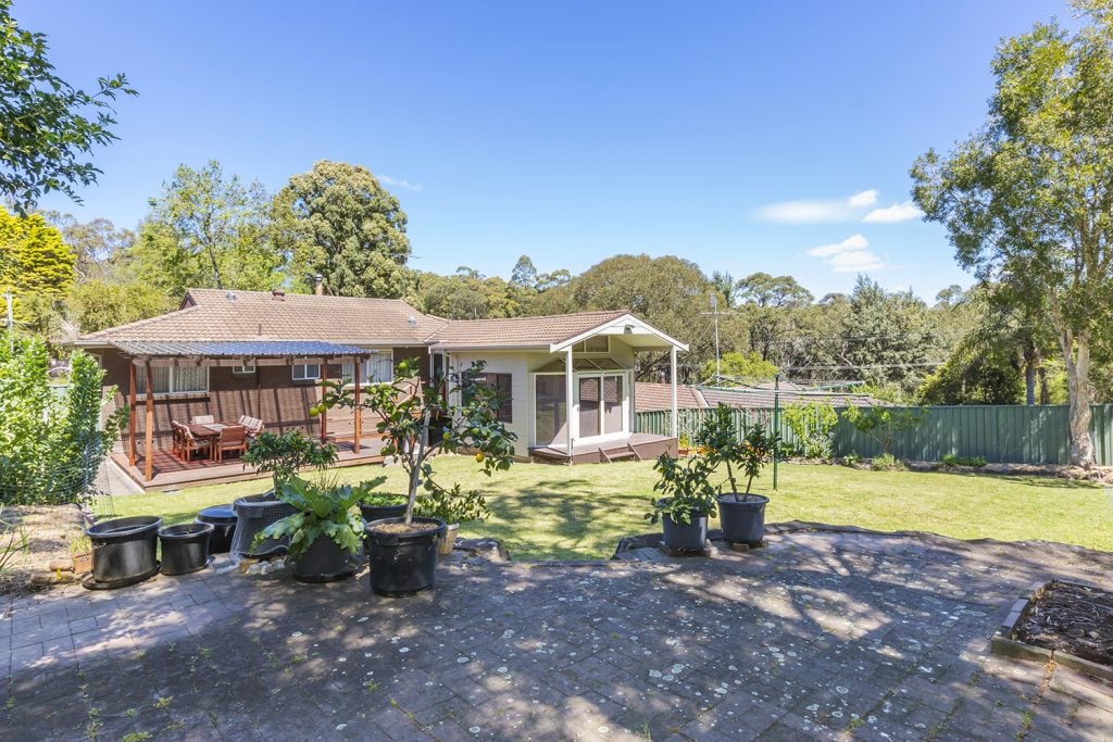 4 Bundah Street, Winmalee NSW 2777 — photo 10