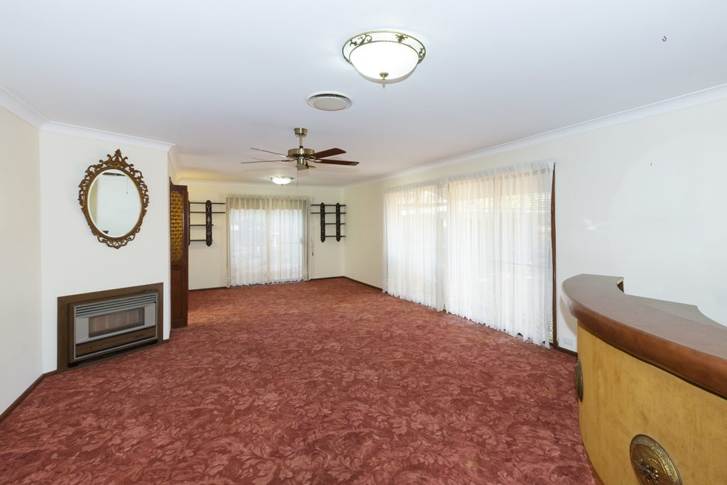5 Lookout Avenue, Blaxland NSW 2774 — photo 2