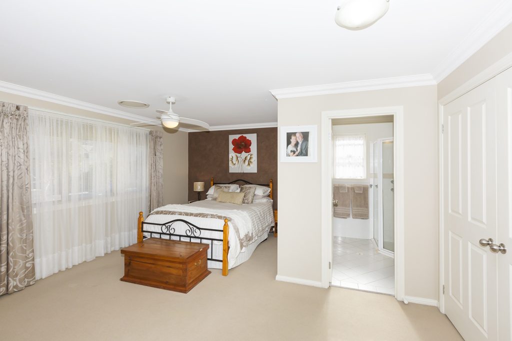1 Pippas Lane, Blaxland NSW 2774 — photo 5