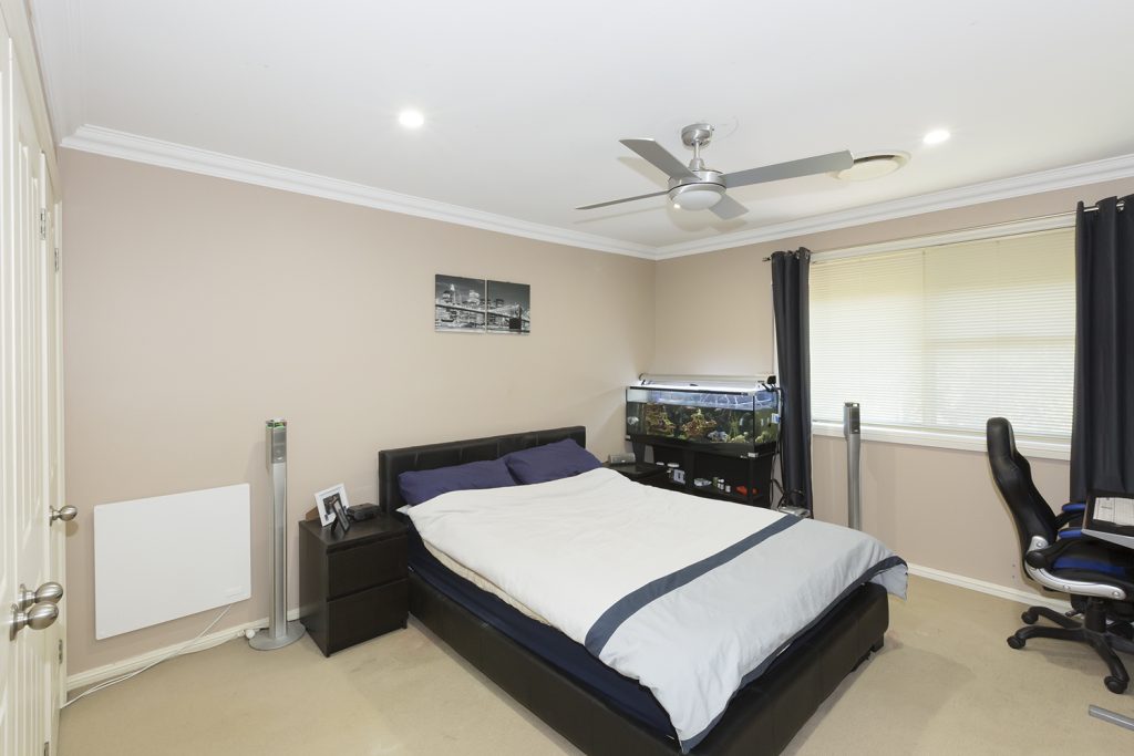 1 Pippas Lane, Blaxland NSW 2774 — photo 8