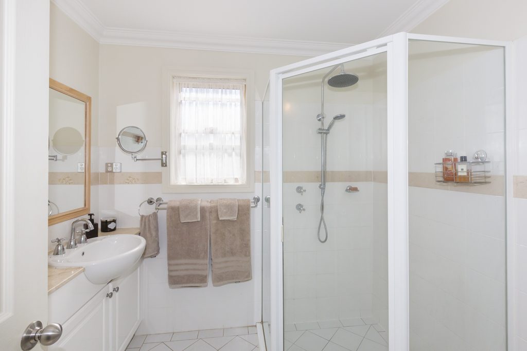 1 Pippas Lane, Blaxland NSW 2774 — photo 9