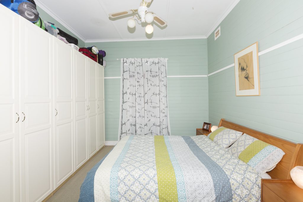 9 The Valley Road, Valley Heights NSW 2777 — photo 5