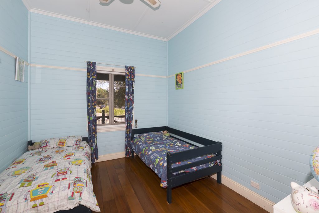 9 The Valley Road, Valley Heights NSW 2777 — photo 7