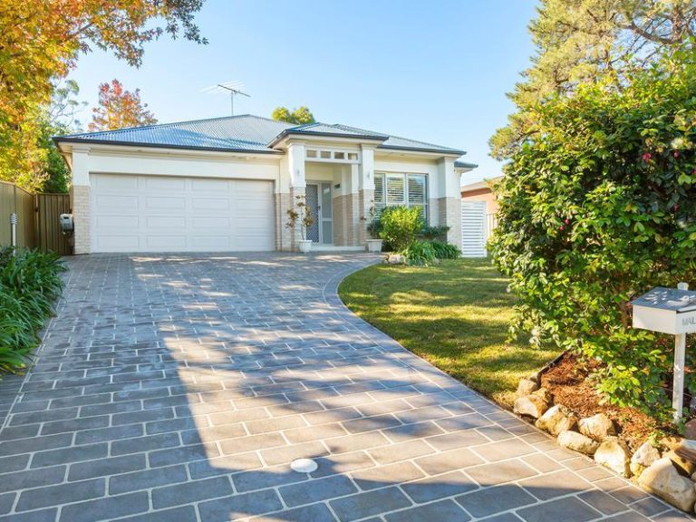 4 Hilda Street, Blaxland NSW 2774