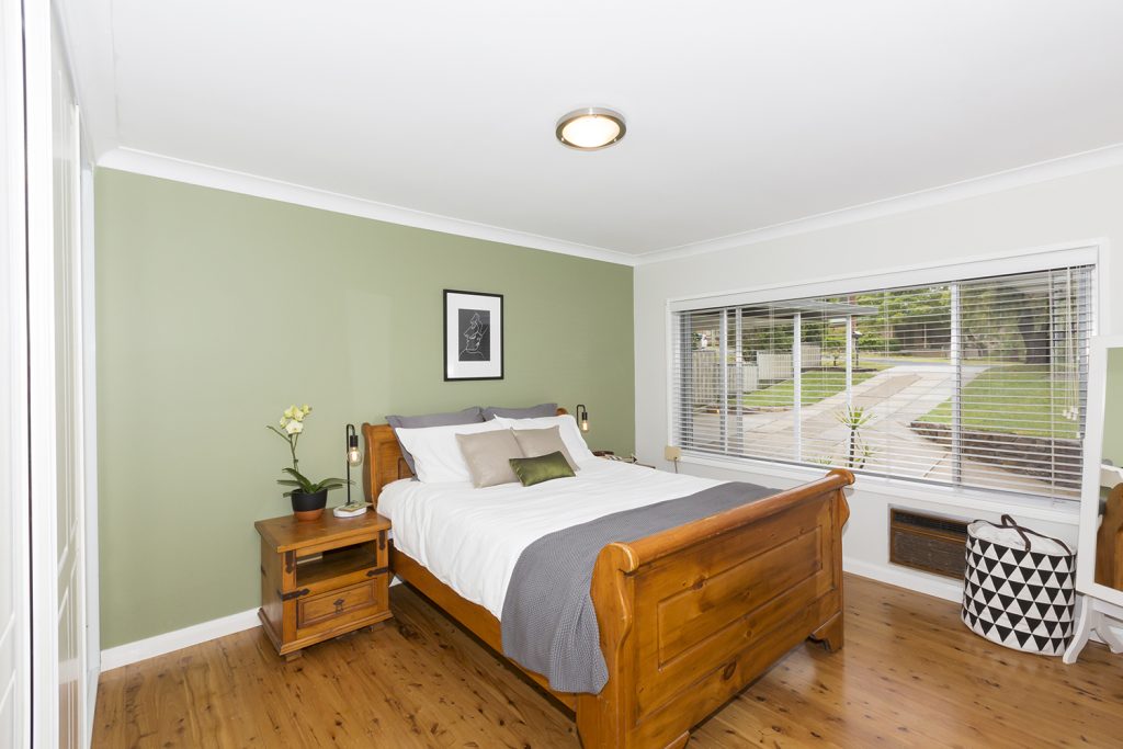 35 Birdwood Avenue, Winmalee NSW 2777 — photo 5