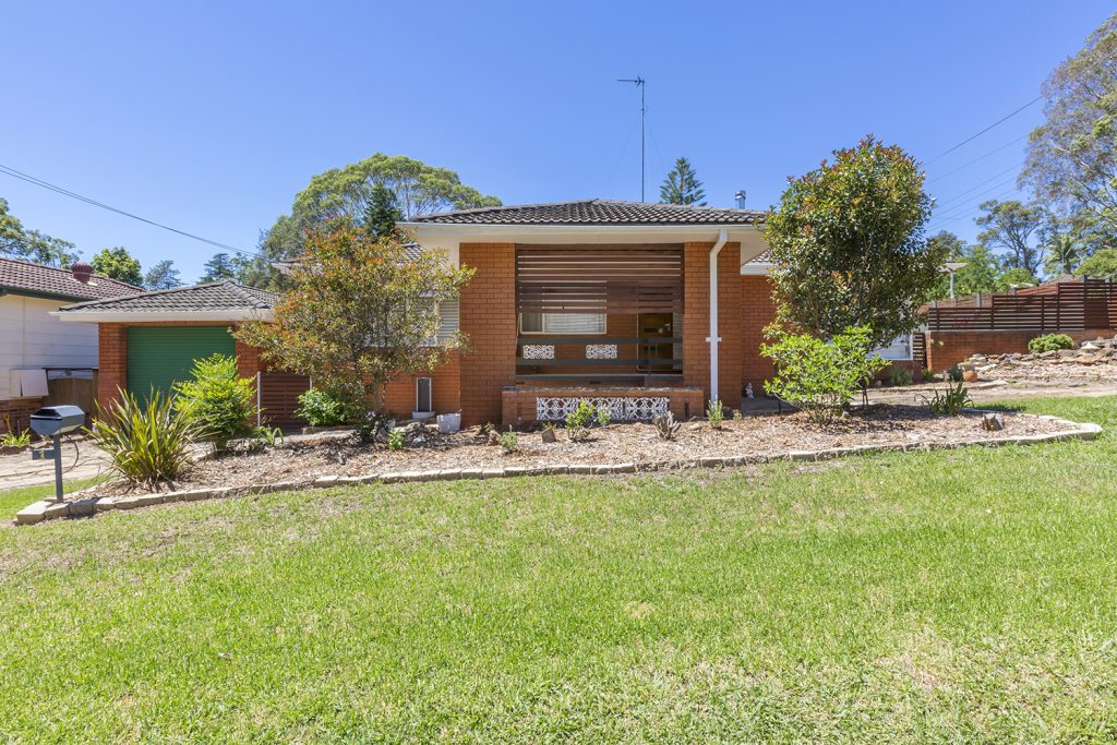 1 Jamison Street, Blaxland NSW 2774