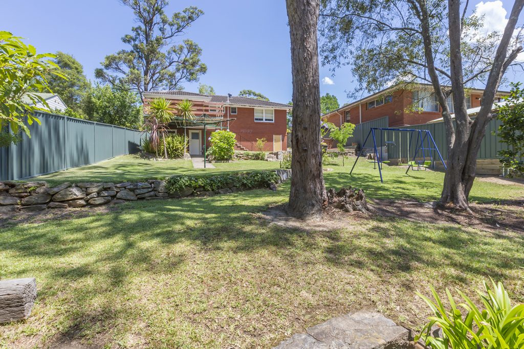 48 Russell Avenue, Valley Heights NSW 2777 — photo 11