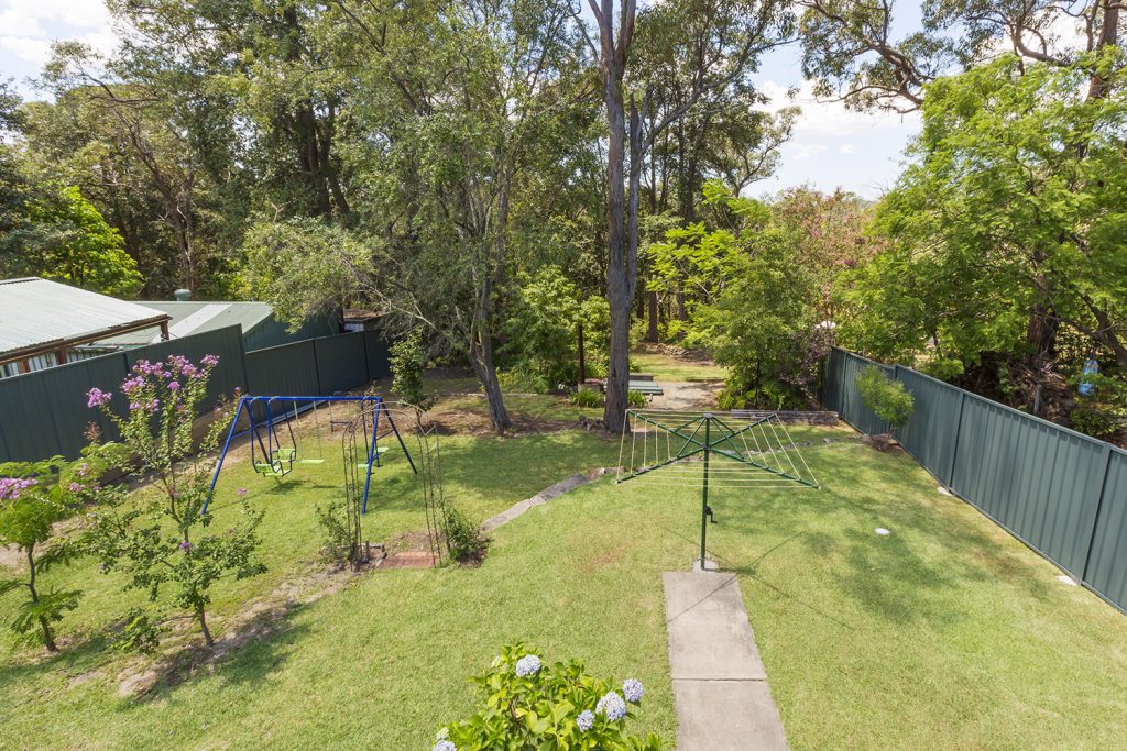 48 Russell Avenue, Valley Heights NSW 2777 — photo 12