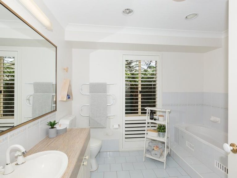 28 Buena Vista Road, Woodford NSW 2778 — photo 6