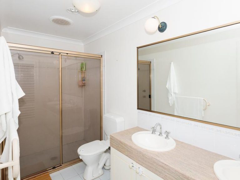 28 Buena Vista Road, Woodford NSW 2778 — photo 8