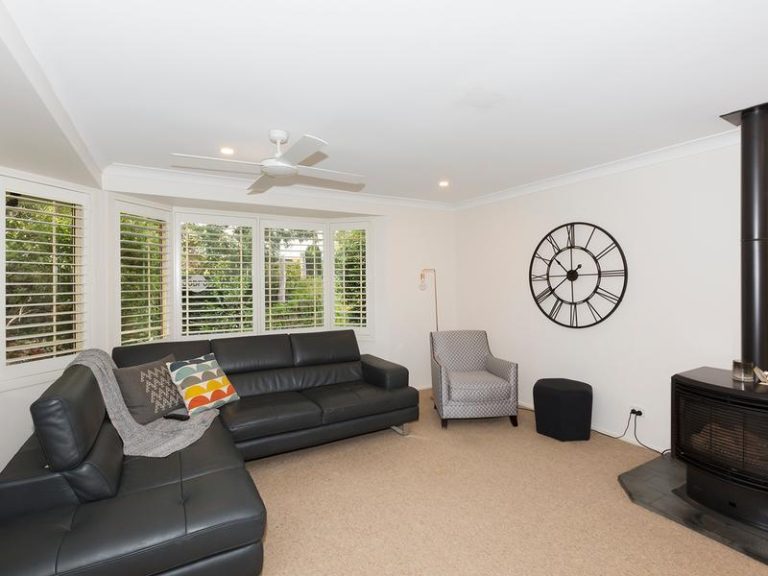 28 Buena Vista Road, Woodford NSW 2778 — photo 10