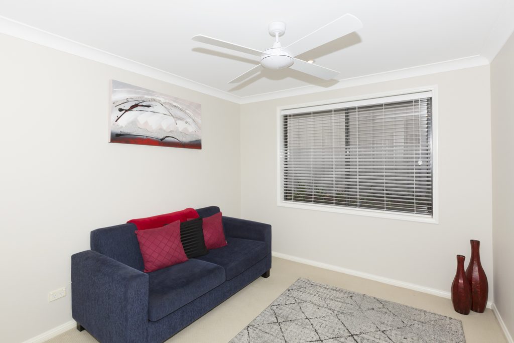 26 Railway Avenue, Faulconbridge NSW 2776 — photo 9