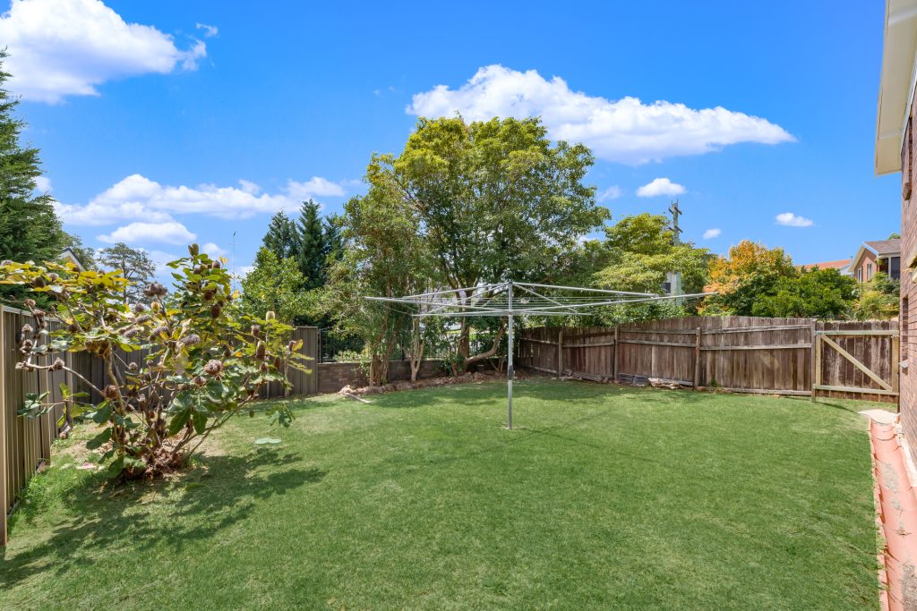 19 Western Avenue, Blaxland NSW 2774 — photo 8