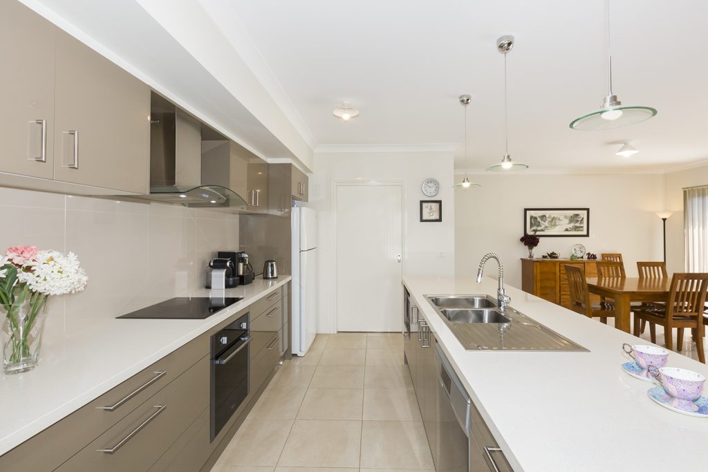 37 Great Western Highway, Blaxland NSW 2774 — photo 2