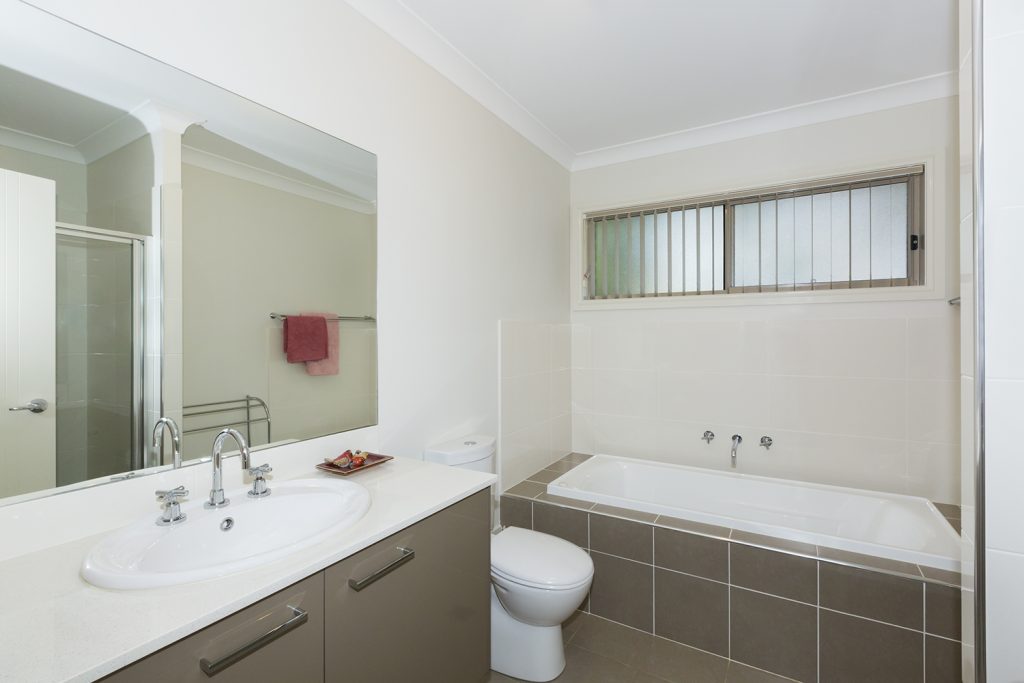 37 Great Western Highway, Blaxland NSW 2774 — photo 9