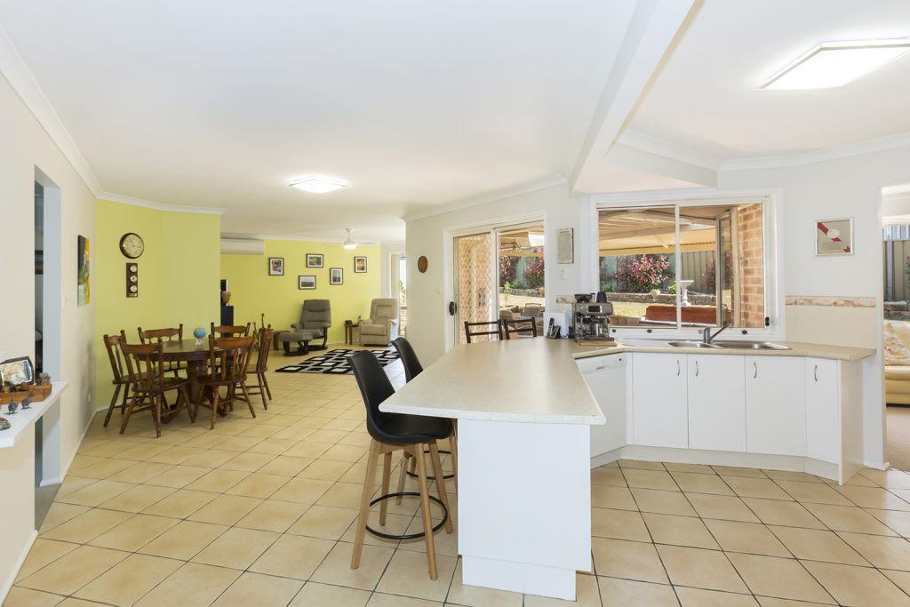 7 Syncarpia Way, Winmalee NSW 2777 — photo 3