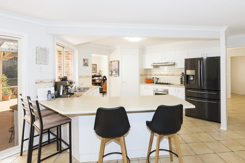 7 Syncarpia Way, Winmalee NSW 2777 — photo 4