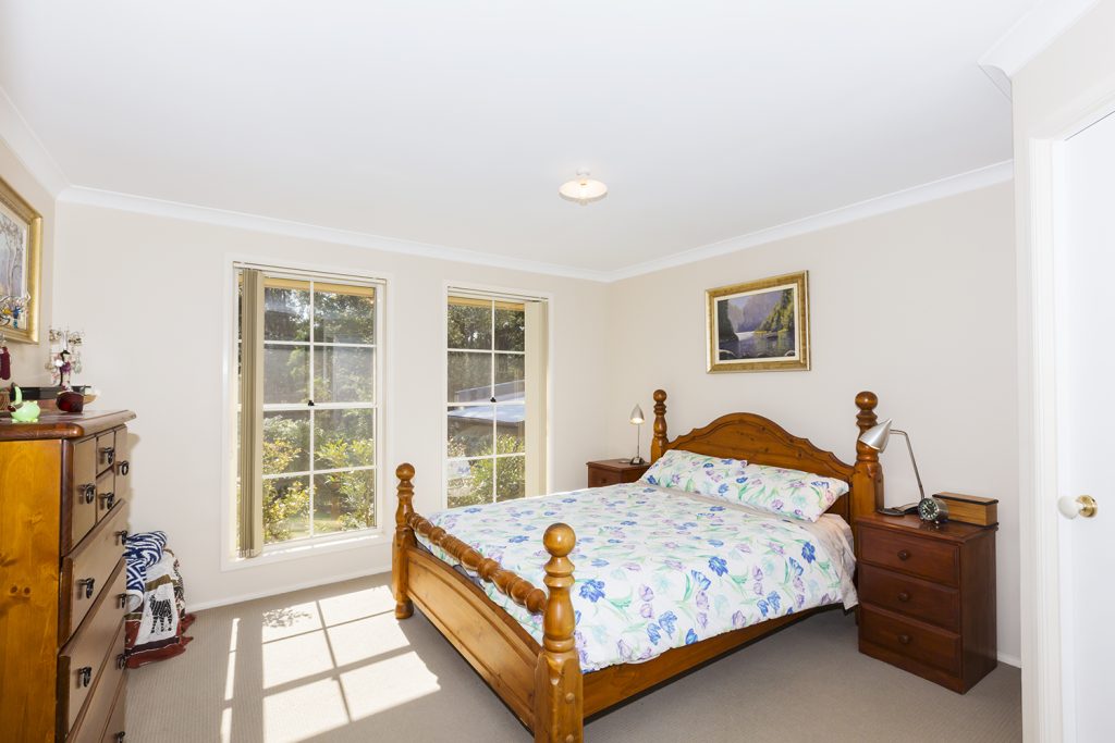 7 Syncarpia Way, Winmalee NSW 2777 — photo 6