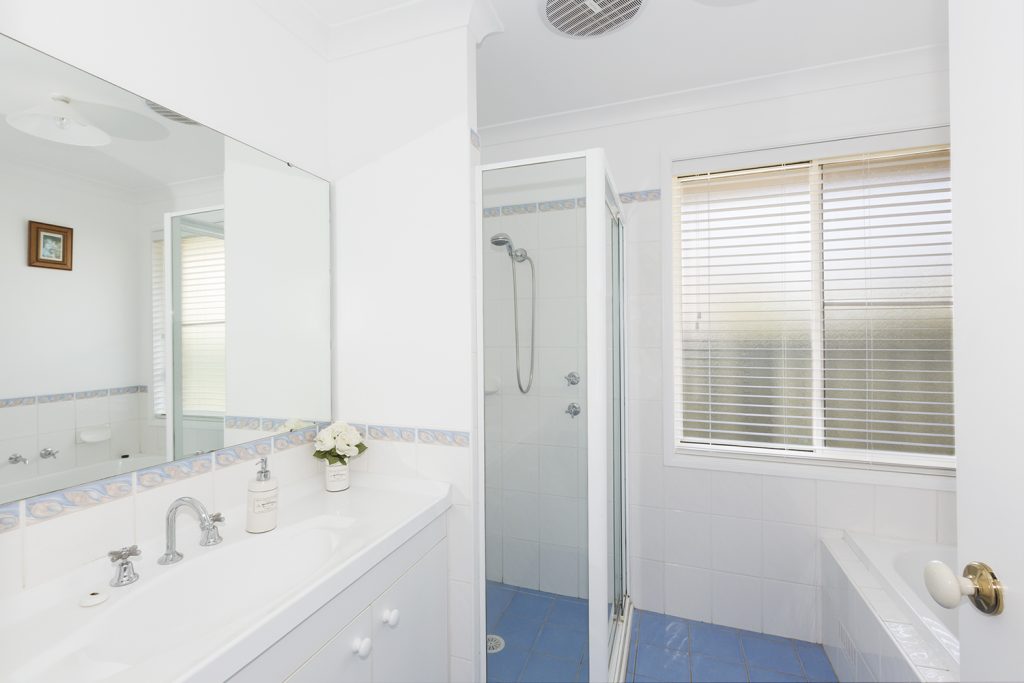 7 Syncarpia Way, Winmalee NSW 2777 — photo 10