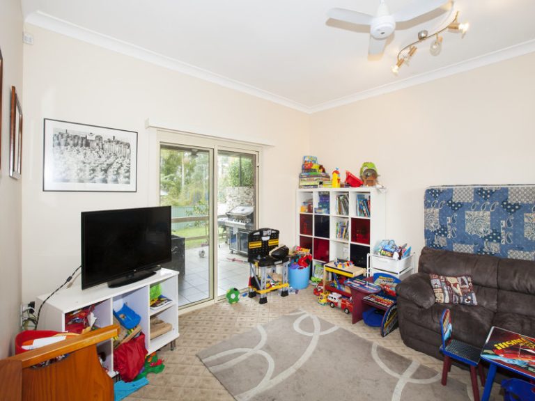 32 Bridge Road, Blaxland NSW 2774 — photo 2