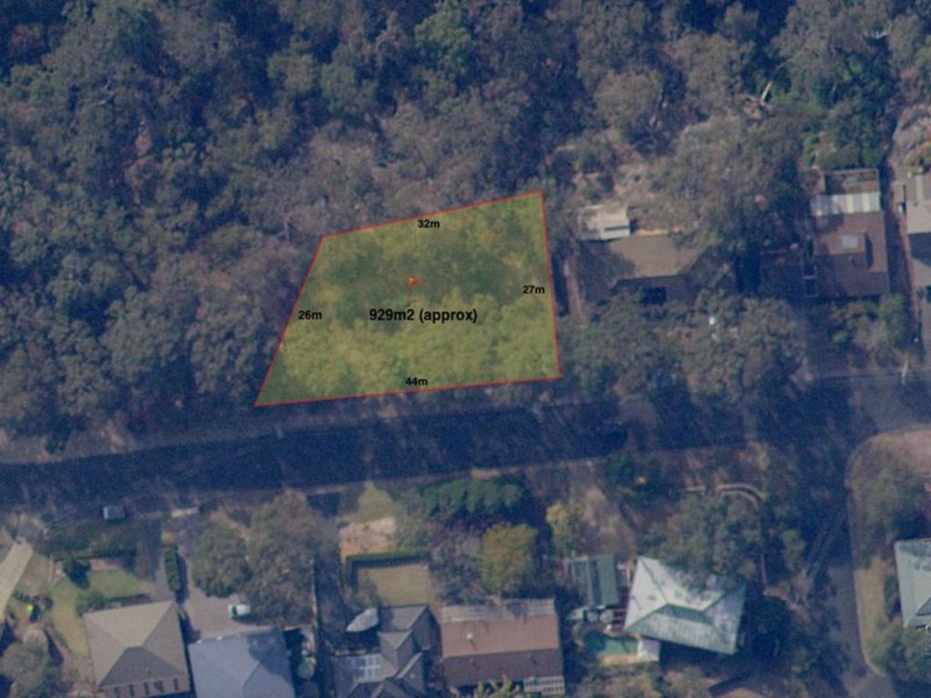 35 Roberts Parade, Hawkesbury Heights NSW 2777