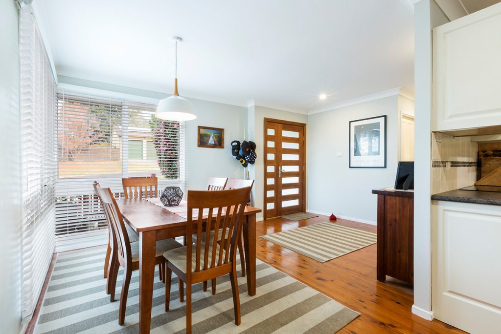 139 Russell Avenue, Valley Heights NSW 2777 — photo 5