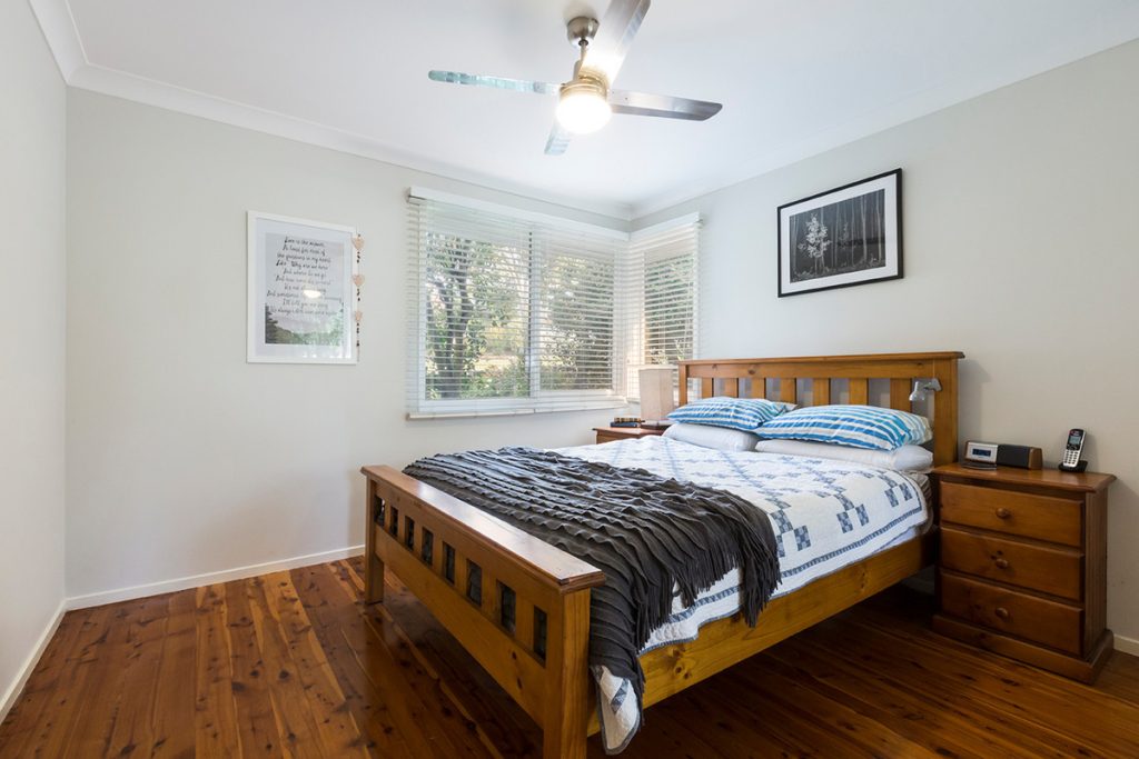 139 Russell Avenue, Valley Heights NSW 2777 — photo 6
