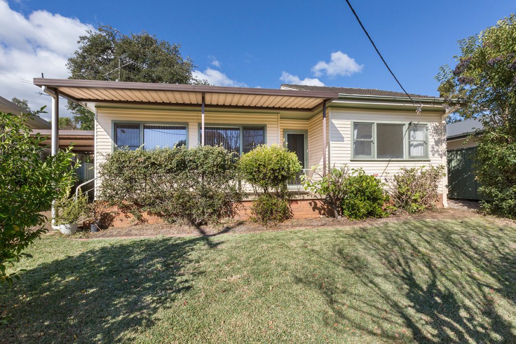 29 Bellereeve Avenue, Mount Riverview NSW 2774