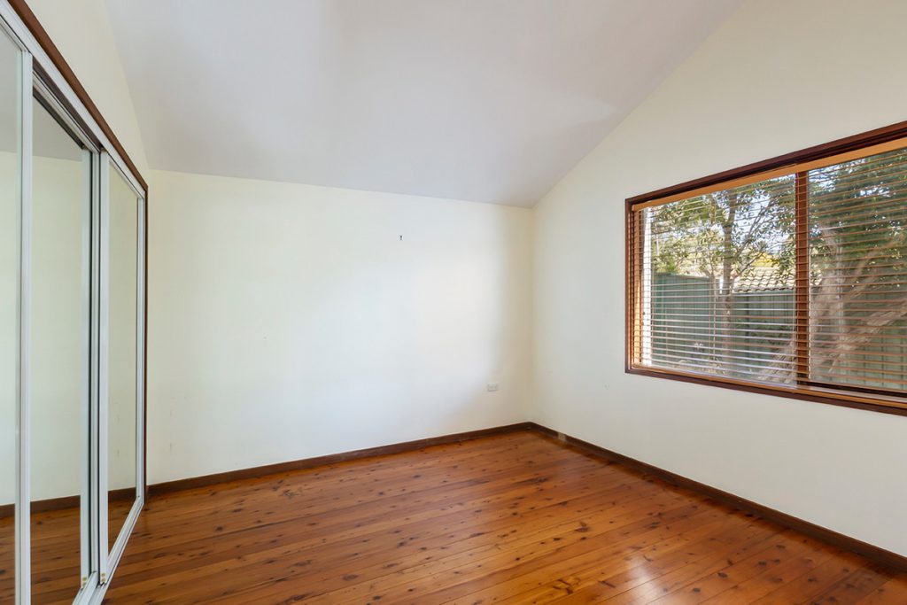 92 Muru Avenue, Winmalee NSW 2777 — photo 5