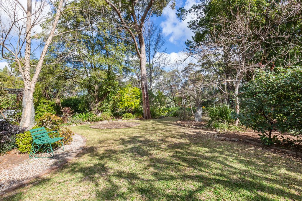 12 Sir Henrys Parade, Faulconbridge NSW 2776 — photo 16