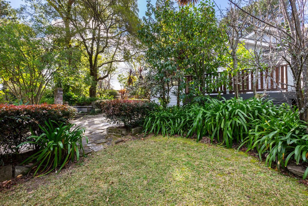 12 Sir Henrys Parade, Faulconbridge NSW 2776 — photo 17