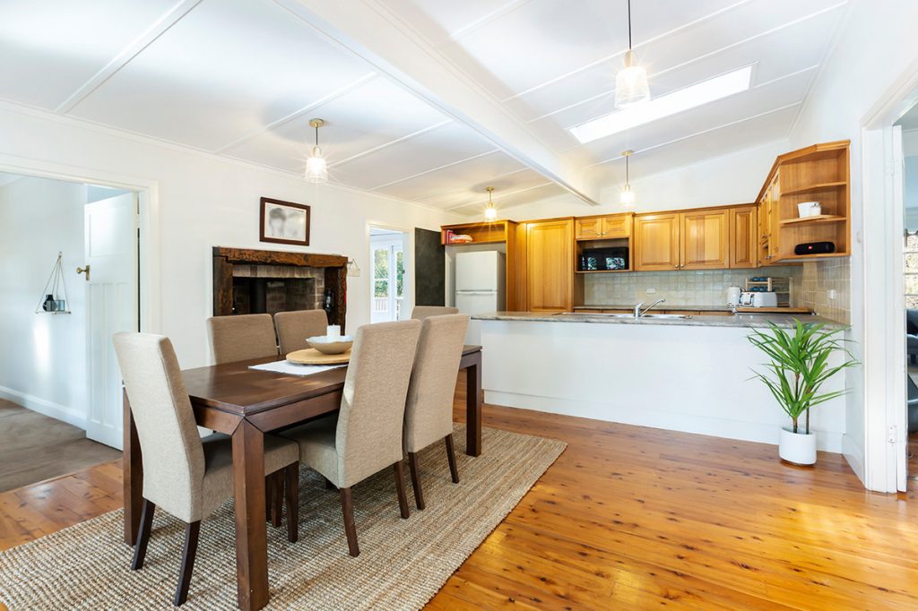 12 Sir Henrys Parade, Faulconbridge NSW 2776 — photo 4