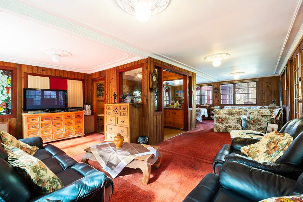 4 Valley Road, Springwood NSW 2777 — photo 2