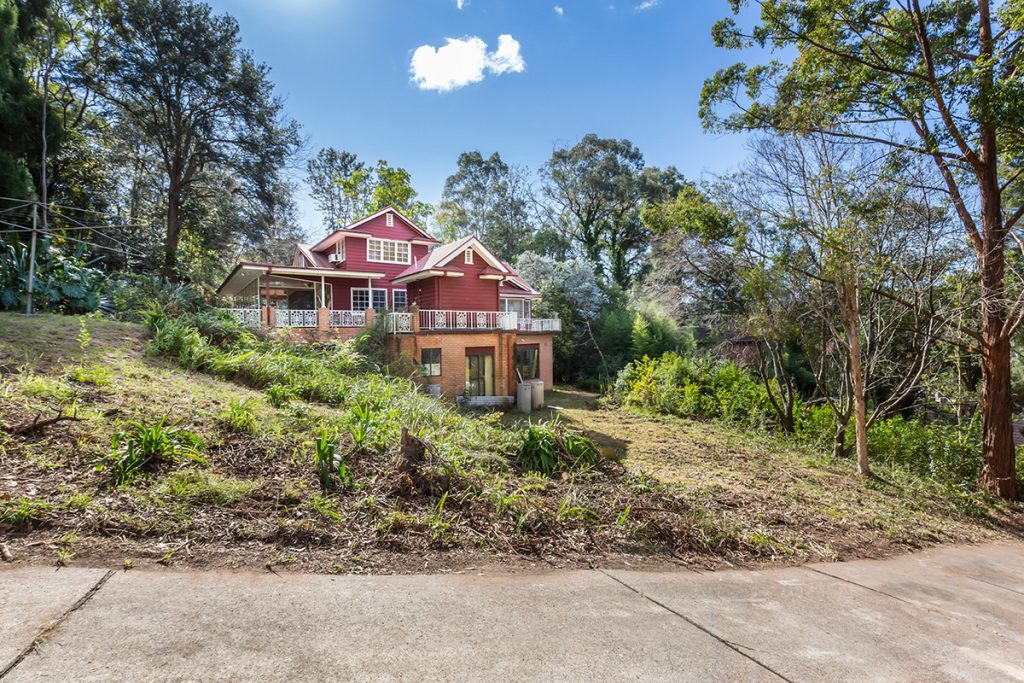 4 Valley Road, Springwood NSW 2777 — photo 13