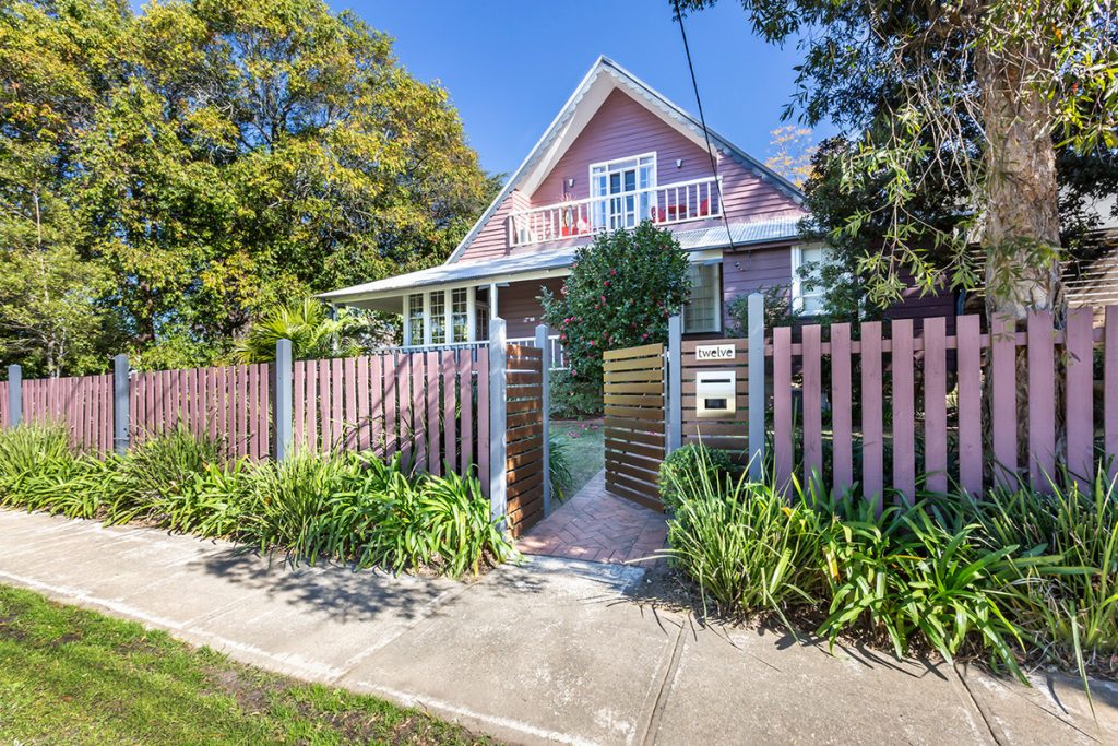 12 Moorecourt Avenue, Springwood NSW 2777