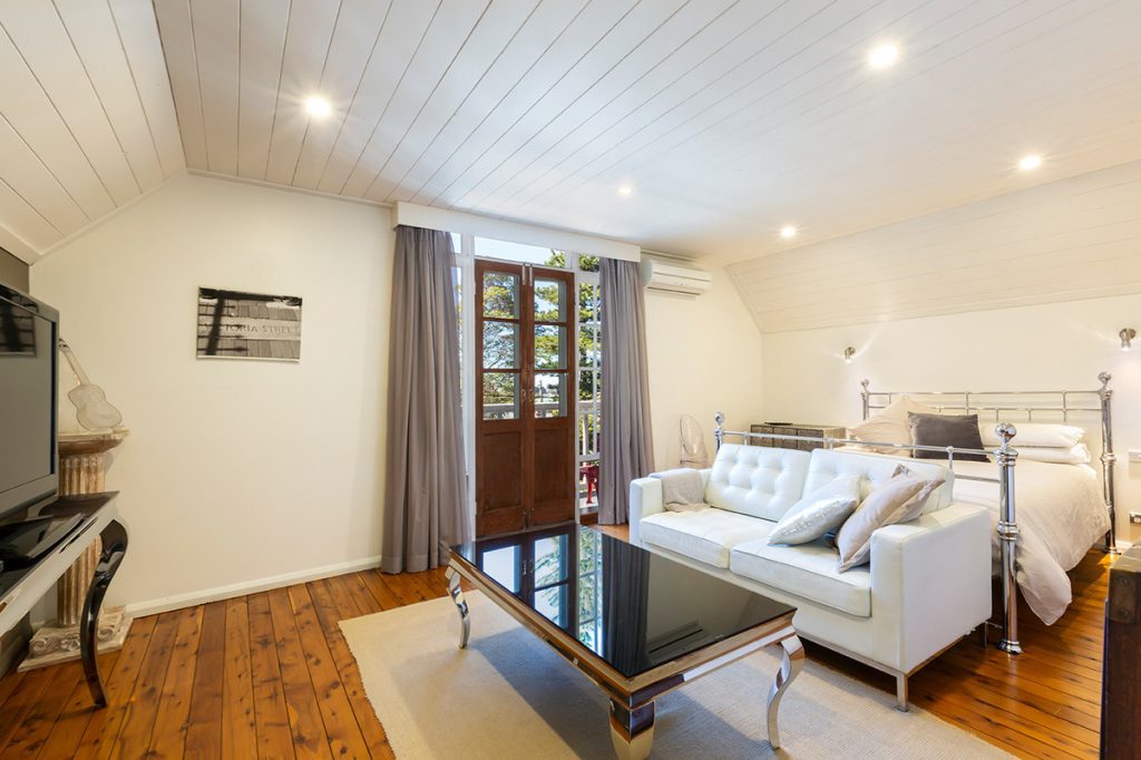 12 Moorecourt Avenue, Springwood NSW 2777 — photo 6