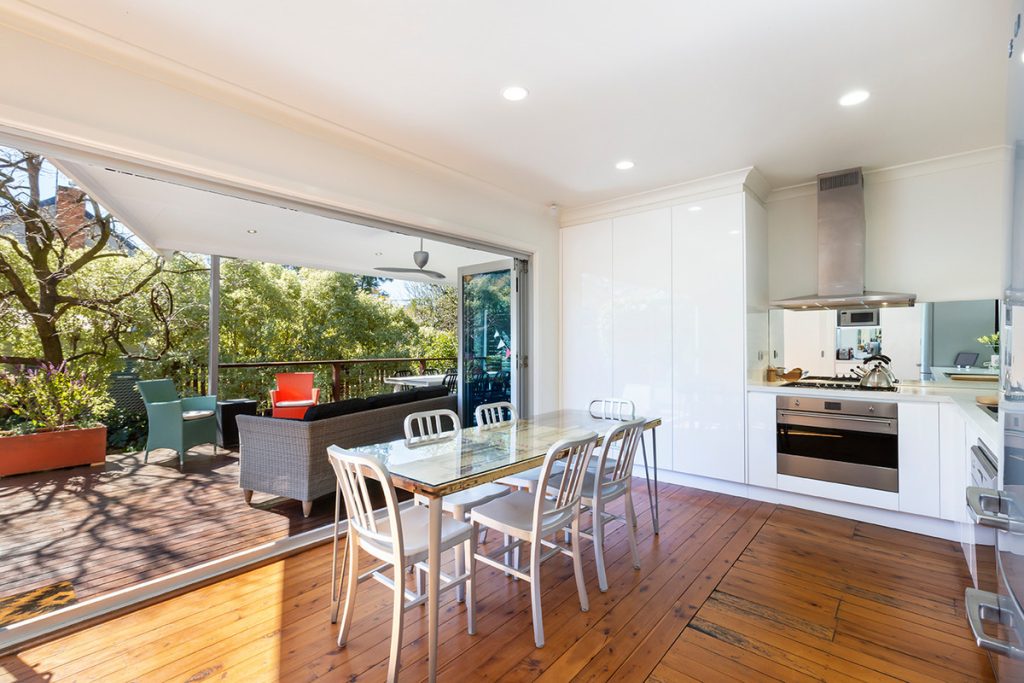 12 Moorecourt Avenue, Springwood NSW 2777 — photo 10
