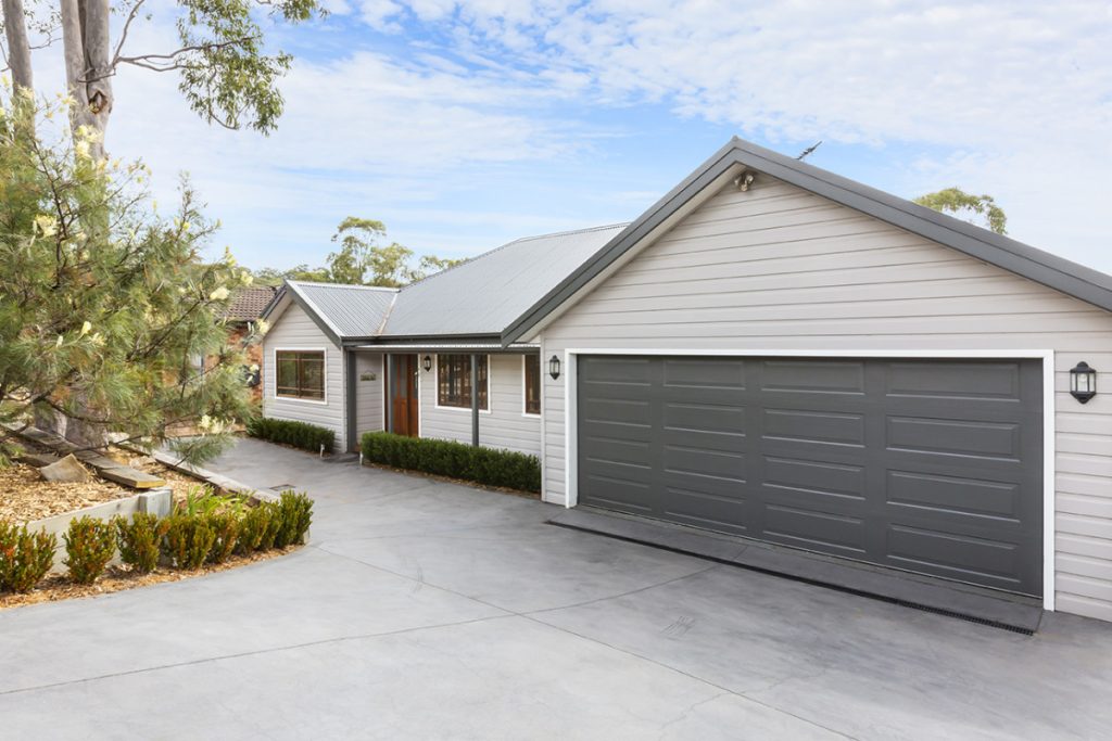 24 Cooroy Crescent, Yellow Rock NSW 2777